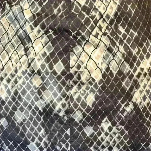 Karen Millen Snake Print Knee Length Straight Pencil Skirt Size 10 - Picture 6 of 8